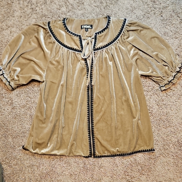 THML Nina Embroidered Velvet Tie Top - Picture 5 of 11